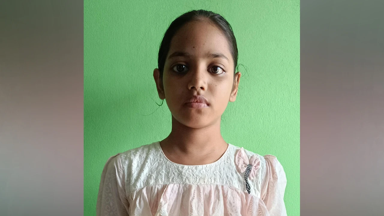 ১২ বছরের সুমাইয়ার বাঁচার স্বপ্নে বড় বাধা দরিদ্রতা