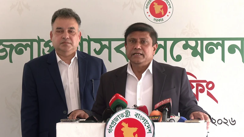 ‘সশস্ত্র বাহিনী সিভিল প্রশাসনের সঙ্গে সমন্বয় করে কাজ করবে’