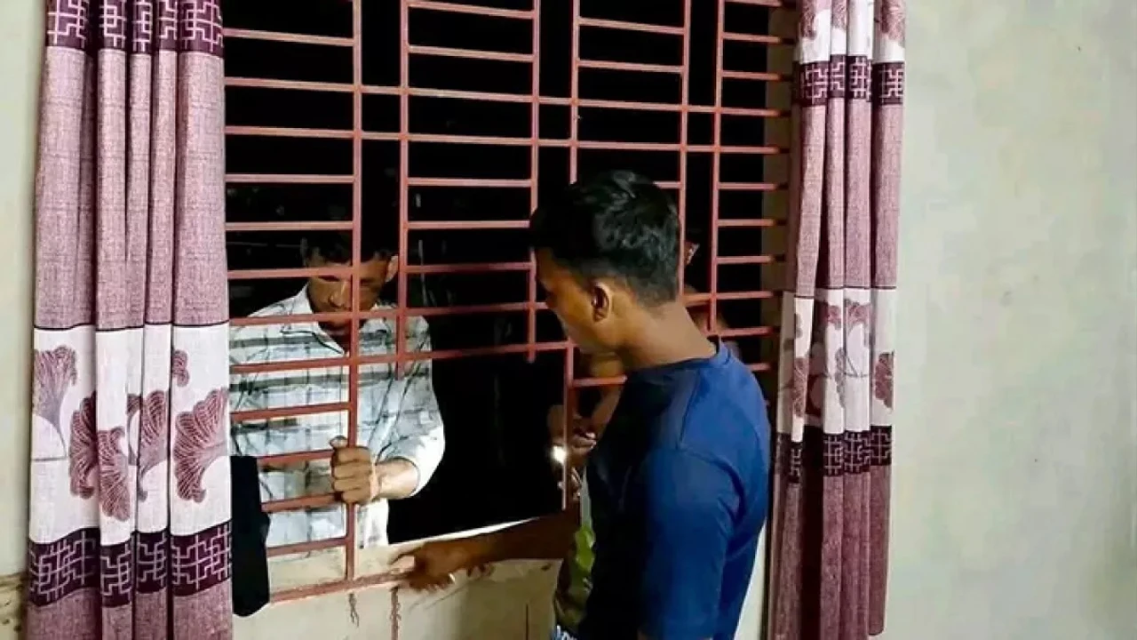 ডাকাতিকালে মা-মেয়েকে সংঘবদ্ধ ধর্ষণের অভিযোগ, আটক ৬
