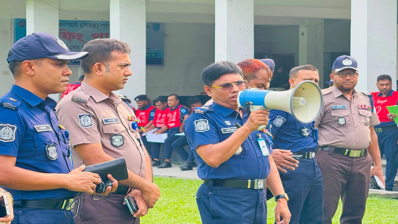 ক্যাডেট এএসআই নিয়োগের দ্বিতীয় দিনের মাঠ পরীক্ষা সম্পন্ন