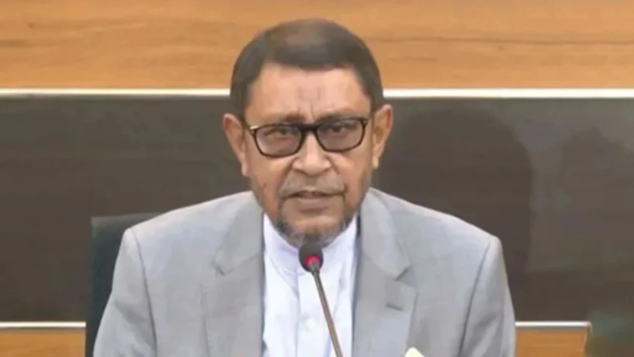 ক্লিনিকে লেবার রুম না থাকলে লাইসেন্স বাতিল: স্বাস্থ্যমন্ত্রী