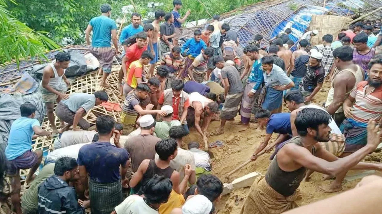 পাহাড় ধসে মৃত্যু হলে কি শহীদের মর্যাদা পাবেন?