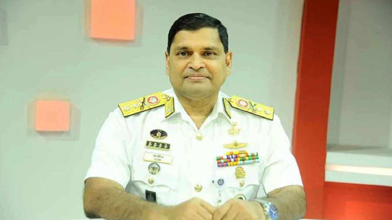 নতুন নৌবাহিনী প্রধান হলেন খোন্দকার মিসবাহ উল আজীম