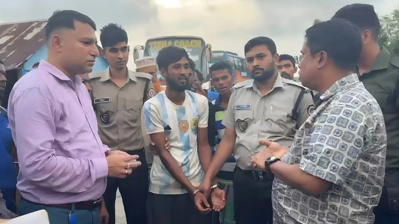 ইয়াবাসহ আর্জেন্টিনা সমর্থক আটক, ৪ মাসের কারাদণ্ড