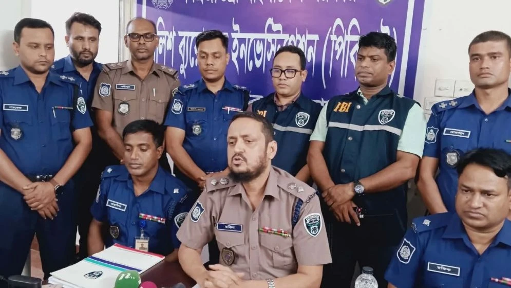 গাজীপুরে হোটেলে পোশাককর্মী হত্যার রহস্য উদঘাটন, গ্রেফতার ১