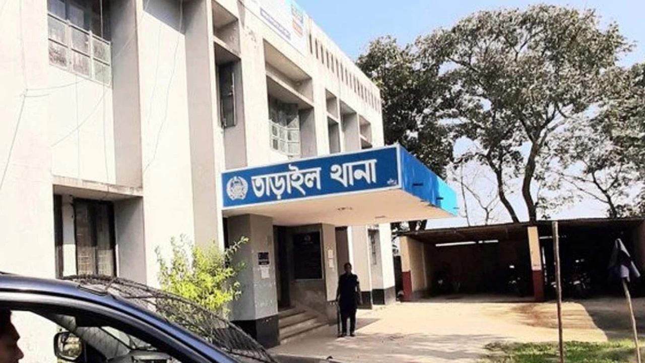 তাড়াইলে আগুনে পোড়া নোটে সয়লাব হাট-বাজারে, কারণ নিয়ে রহস্য