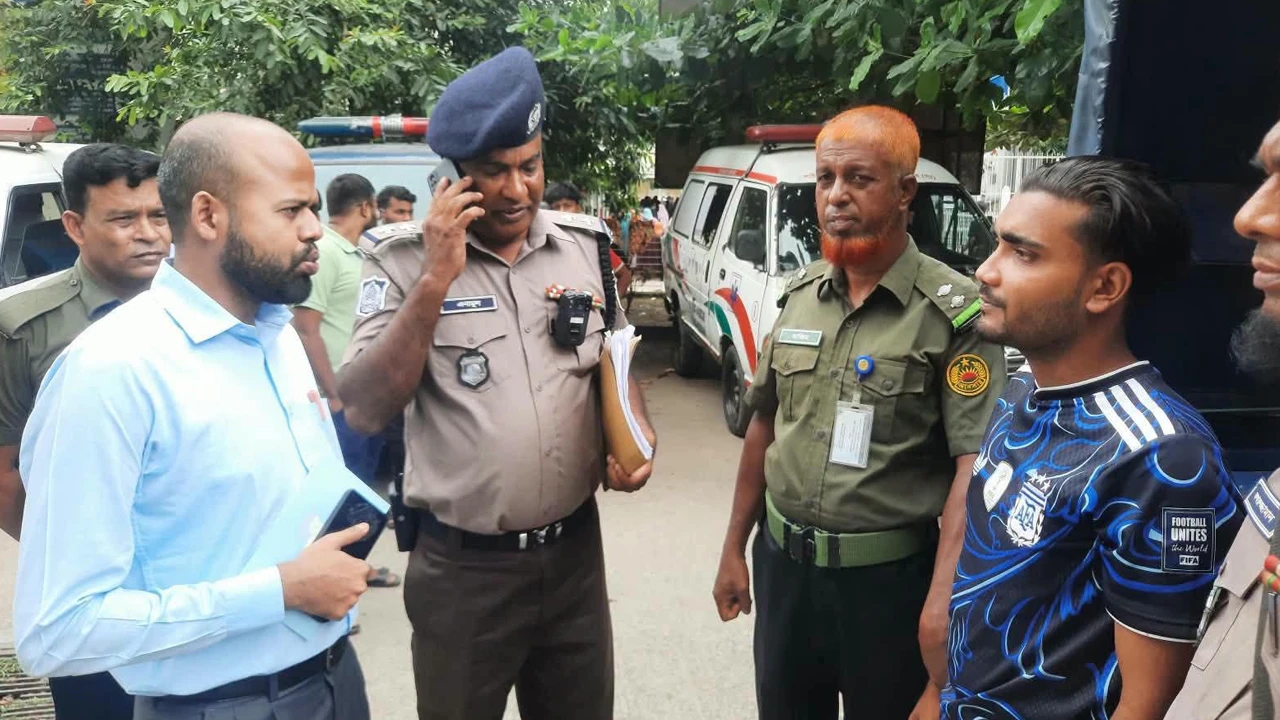 শেরপুর সদর হাসপাতালে এক দালালের জেল-জরিমানা