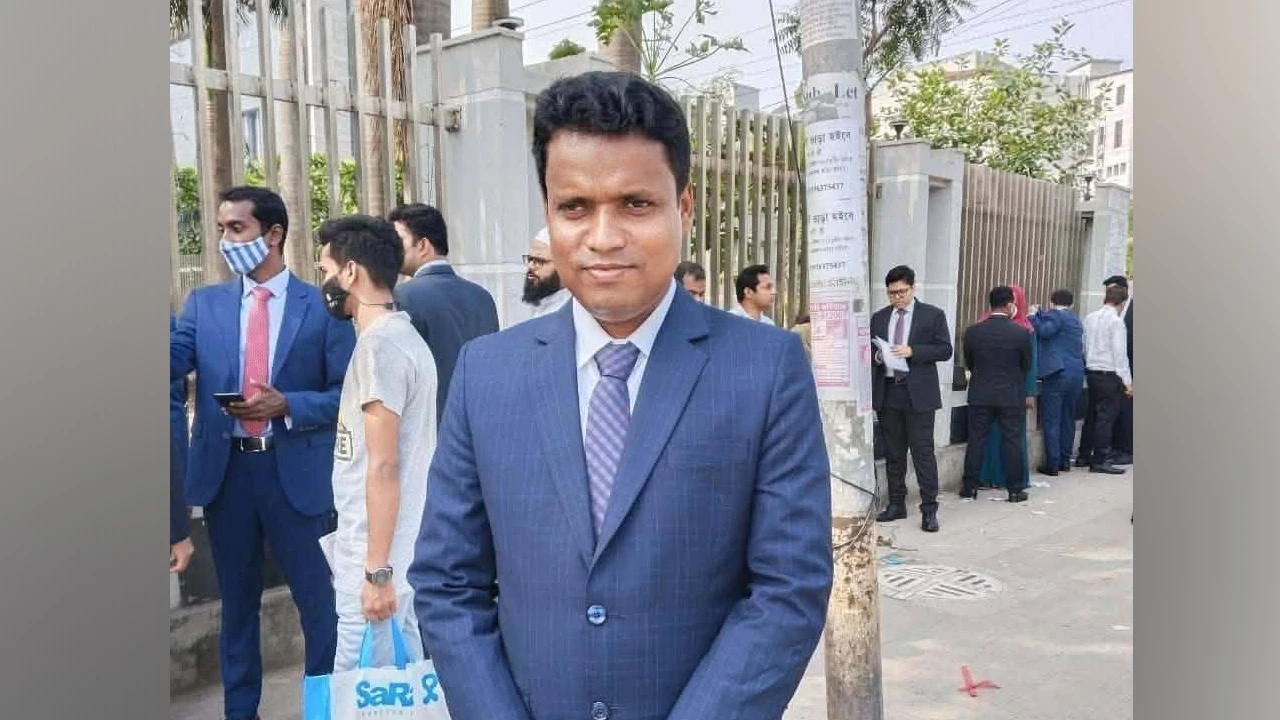 জুয়াড়িদের হামলায় আহত কলেজ শিক্ষকের মৃত্যু