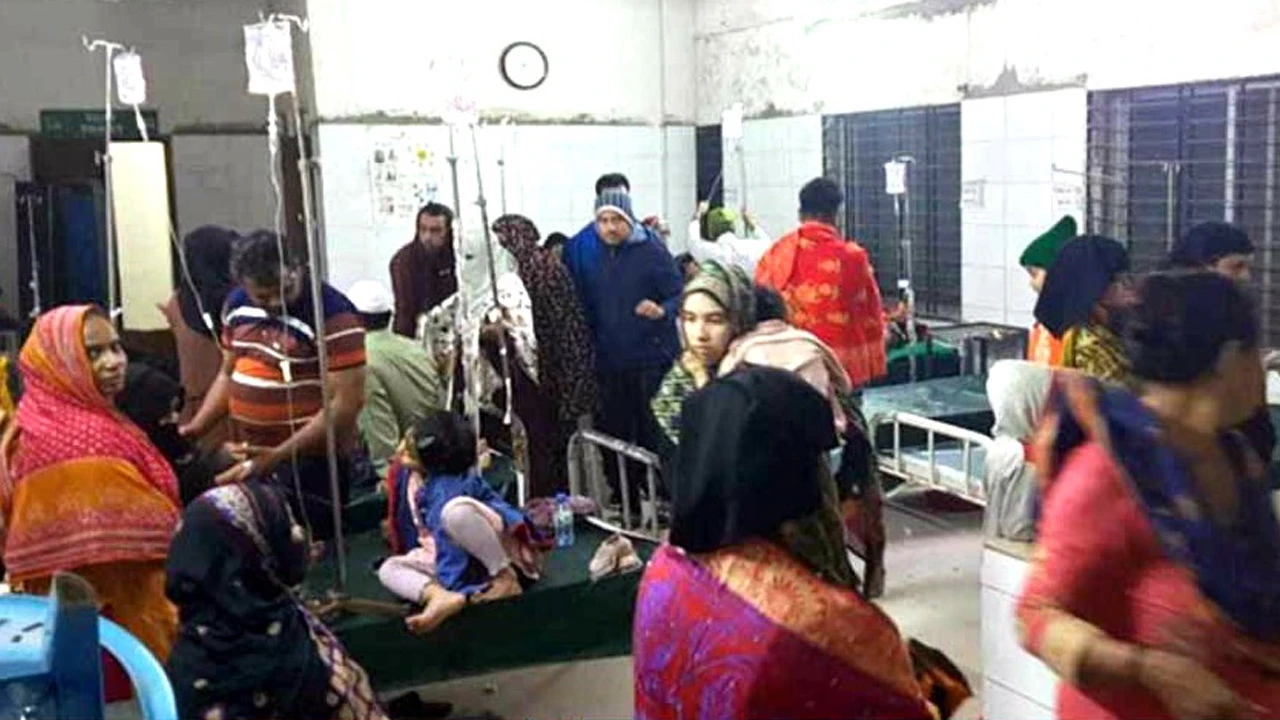 গরমে পোশাক কারখানার অর্ধশতাধিক নারী শ্রমিক অসুস্থ