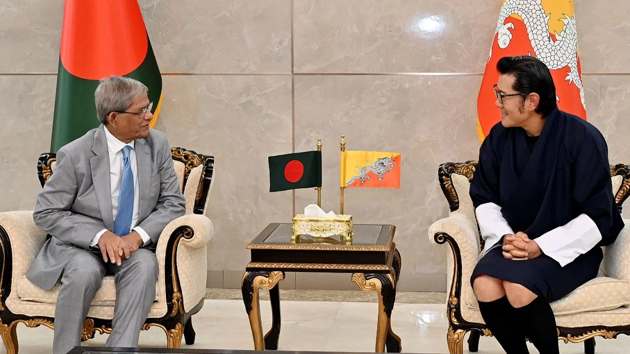 রাষ্ট্রপতি ও প্রধানমন্ত্রীকে ভুটান সফরের আমন্ত্রণ