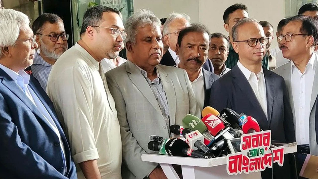 ‘কাল থেকে শিল্পকারখানায় গ্যাস-বিদ্যুৎ পরিস্থিতির উন্নতি হবে’