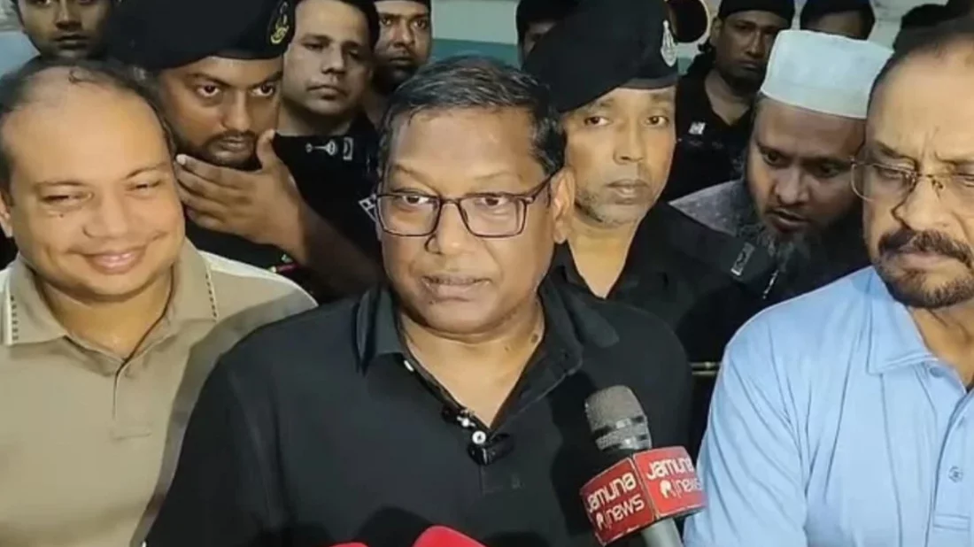 ‘মমেক হাসপাতালে পদদলিত হয়ে ৬ জনের মৃত্যুর খবর সঠিক নয়’