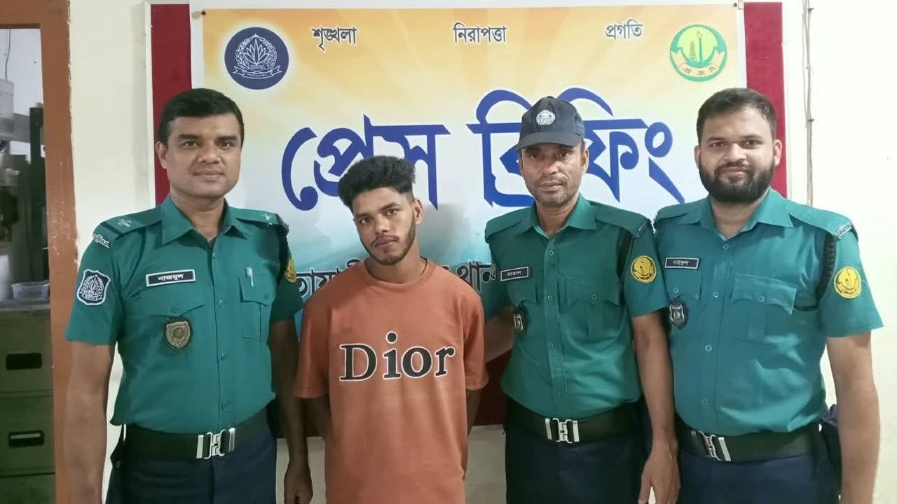 প্রধানমন্ত্রীকে নিয়ে কটূক্তির অভিযোগে সিলেটে যুবক আটক