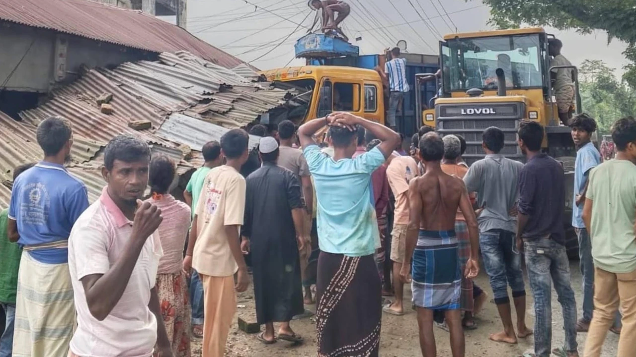 লালমনিরহাটে ট্রাক-অটোরিকশা সংঘর্ষে নিহত ৩