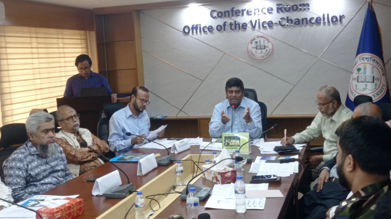 সৌরবিদ্যুৎ থেকে বছরে ৩১০.৭ মেগাওয়াট-ঘণ্টা উৎপাদনের পরিকল্পনা কুবির
