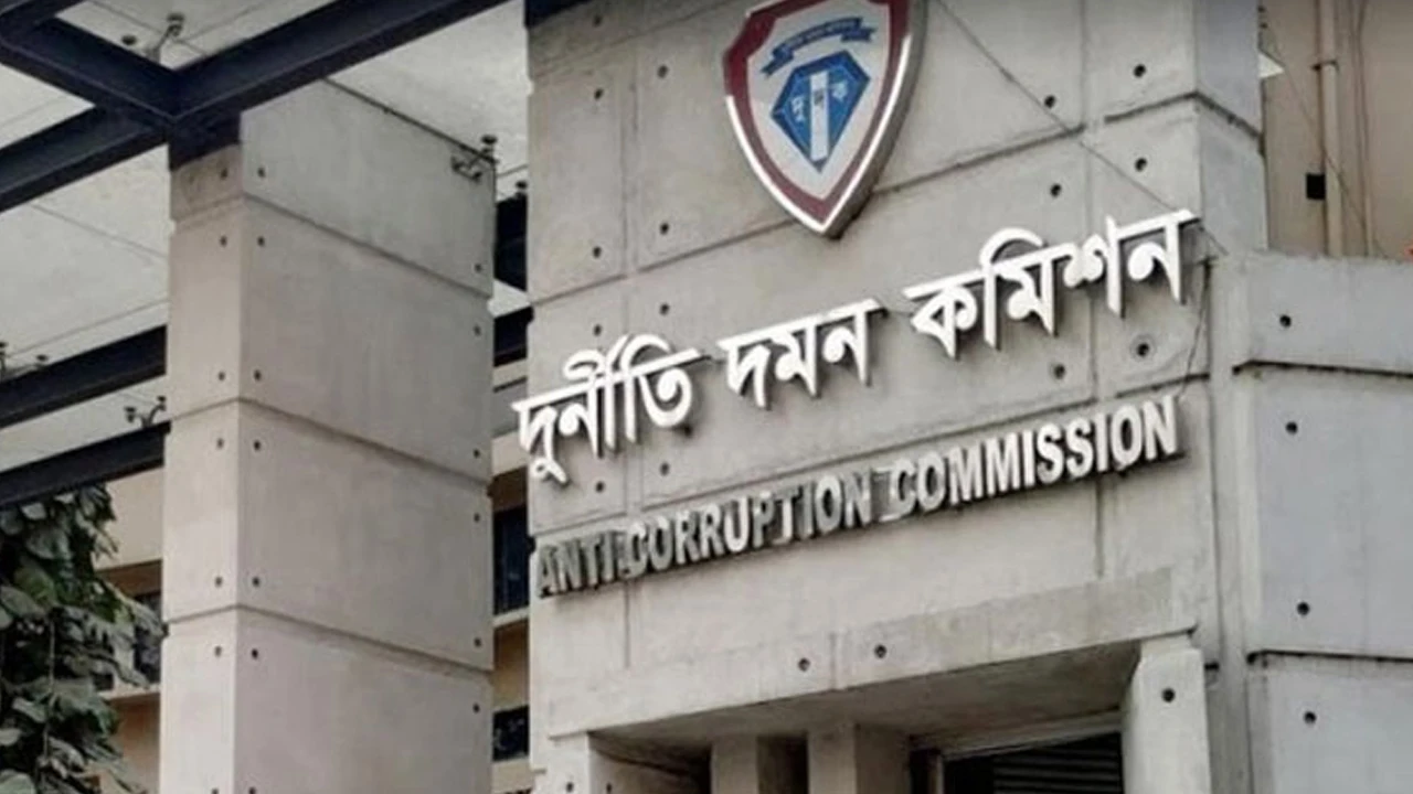 সাবেক অতিরিক্ত ডিআইজি প্রলয়ের কোটি টাকার সম্পদের হিসাব তলব