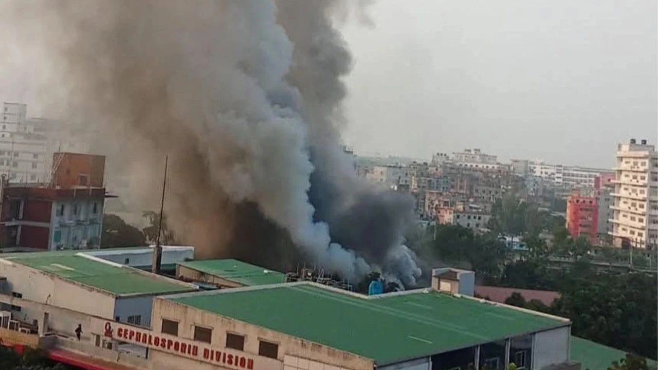 গাজীপুরে ওষুধ কারখার আগুন নিয়ন্ত্রণে