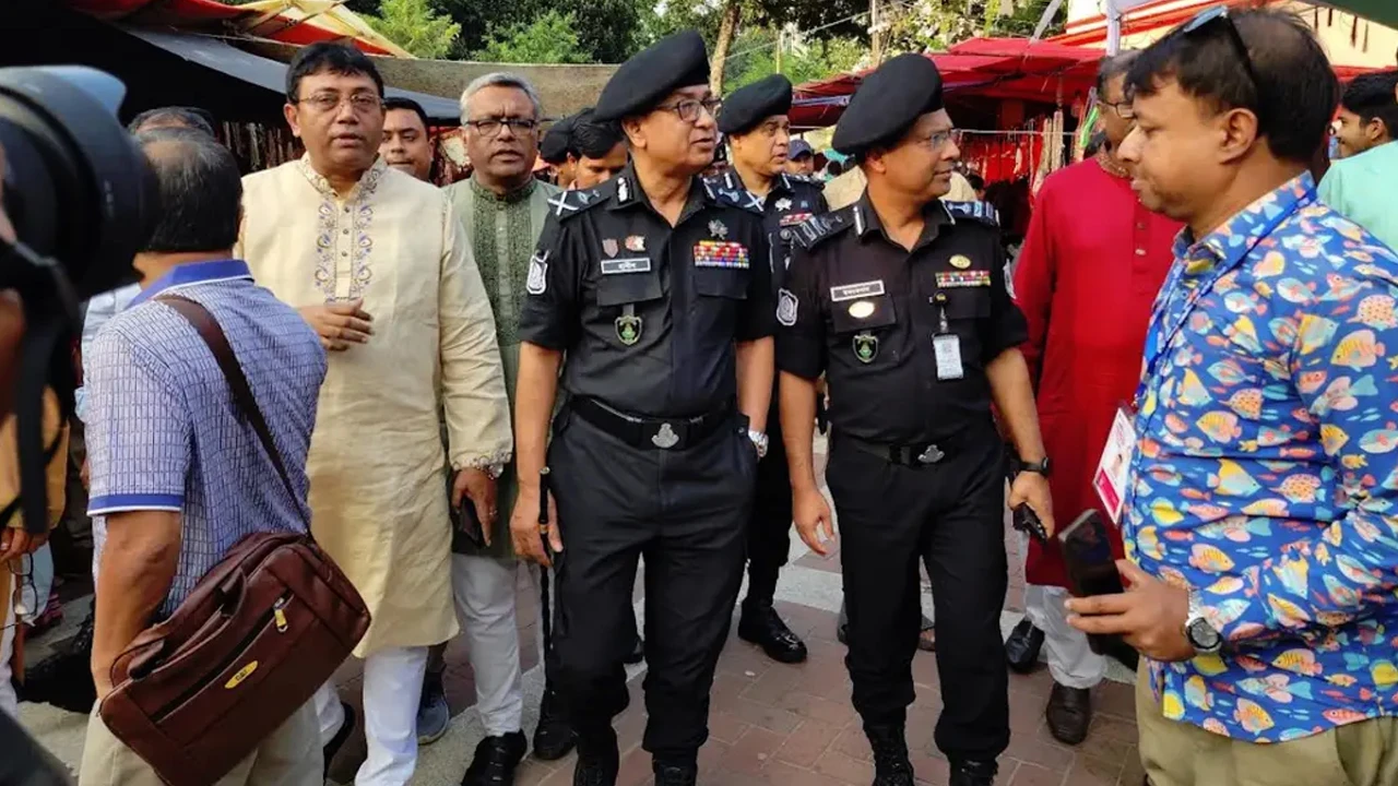 দুর্গাপূজায় কেউ বিশৃঙ্খলা করলে তাৎক্ষণিক ব্যবস্থা