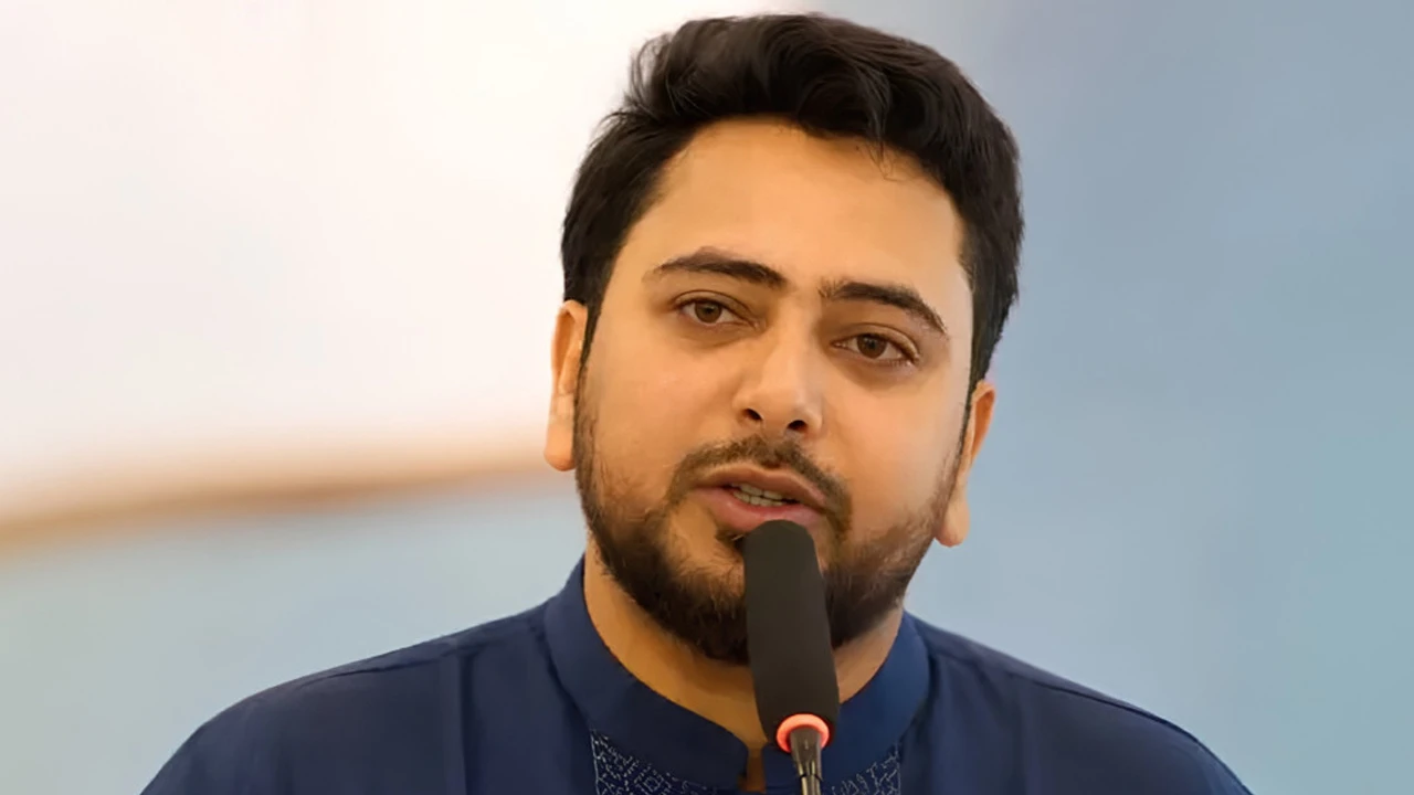 সিন্ডিকেট সন্ত্রাস ও চাঁদাবাজদের বিরুদ্ধে ঐক্যবদ্ধ হওয়ার আহ্বান নাহিদ ইসলামের