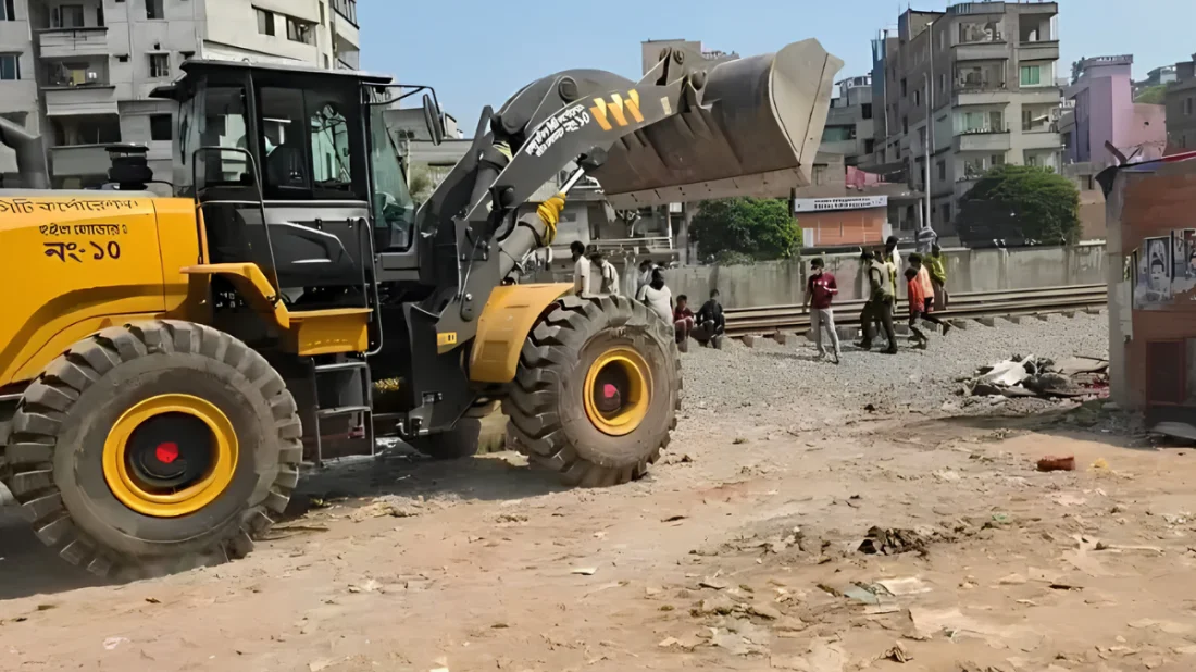 ইশরাকের অভিযান চালানো সেই মাদক আস্তানা গুঁড়িয়ে দিল পুলিশ