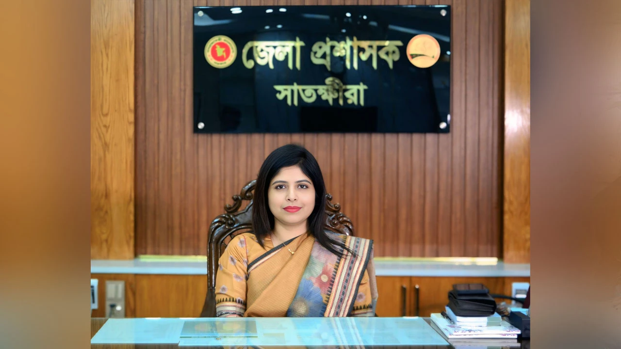 জেলা প্রশাসকের বিরুদ্ধে অপপ্রচারের প্রতিবাদে প্রেসক্লাব