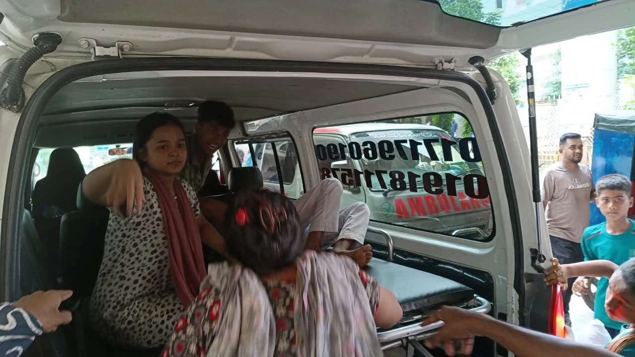 কুমিল্লায় মাদকবিরোধী সমাবেশে ষষ্ঠ শ্রেণির শিক্ষার্থী গুলিবিদ্ধ