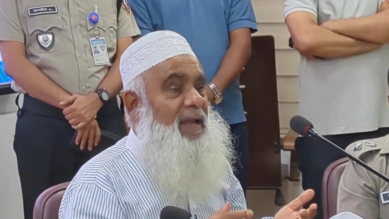 মাদক নিয়ে আপোষ নয়, প্রয়োজনে লংমার্চ করবো: এমপি মনিরুল