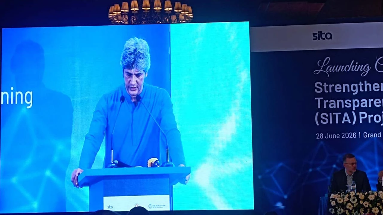 লাগামহীন লুটপাট ও অর্থপাচারের বিরুদ্ধে দাঁড়িয়েছে সরকার: জোনায়েদ সাকি
