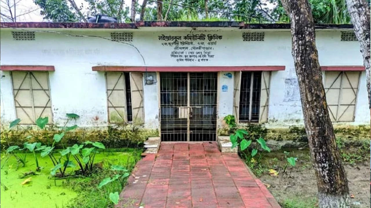 ওষুধ নেই, জনবল নেই—নামমাত্র চলছে গ্রামের ভরসার ক্লিনিক
