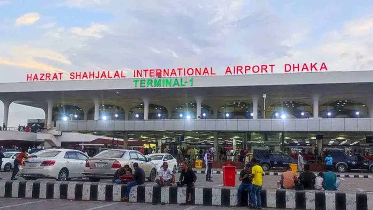 মালয়েশিয়াগামী ফ্লাইটে ৫ জনের ভিসা জাল তথ্যে হঠাৎ উধাও বাকি ৭১ যাত্রী