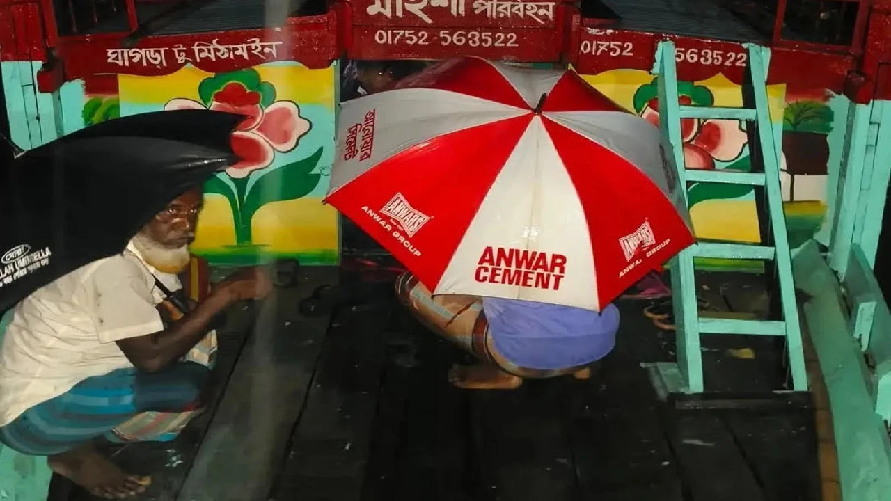 হাওরে শিশুর মরদেহ বহনকারী নৌকায় ডাকাতি