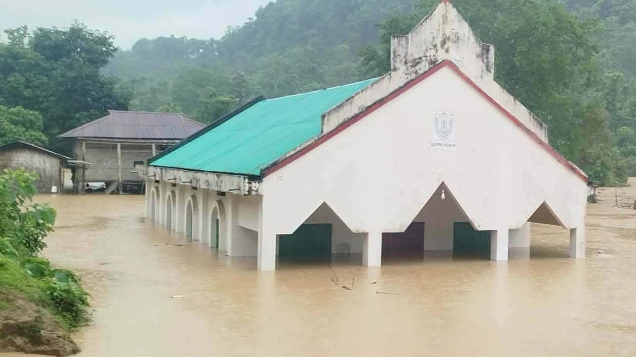রাঙামাটিতে বন্যা পরিস্থিতির অবনতি, ২০ হাজার মানুষ পানিবন্দি
