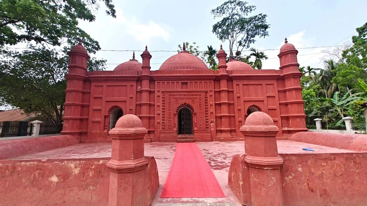 বরিশালের ঐতিহাসিক পোড়ামাটি দিয়ে তৈরি জামে মসজিদ
