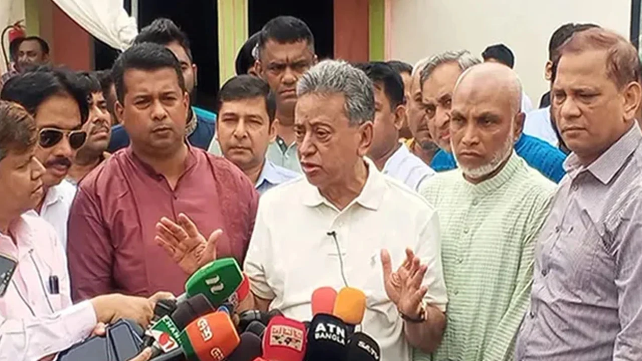 চট্টগ্রামে বন্যা: ক্ষতিগ্রস্ত ৭ লাখ, পুনর্বাসন শুরু