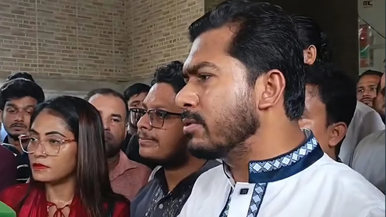 ‘প্রয়োজনে রাজনৈতিক ঐকমত্য করে জামায়াত-শিবিরকে নিষিদ্ধ করতে হবে’