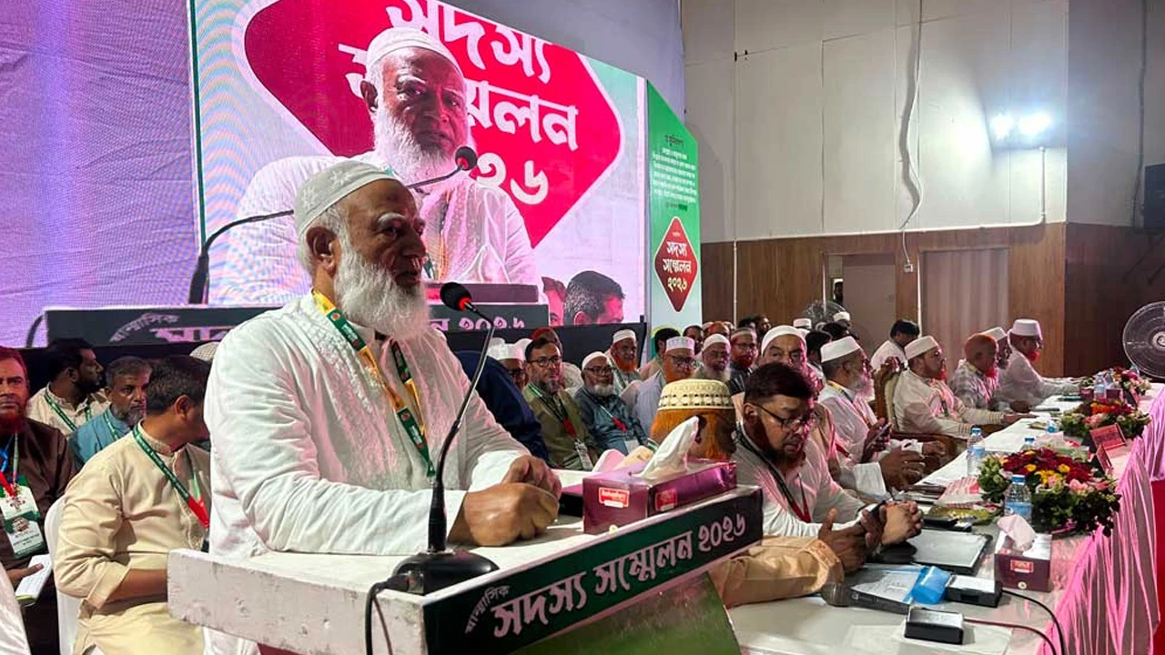 ‘ভারতের সঙ্গে সম্পর্ক হতে হবে সমতা ও সমমর্যাদার’