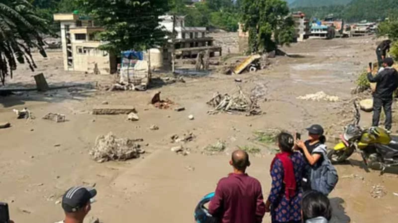 পাহাড়ি ঢলে বিপর্যস্ত নেপাল, নিহত বেড়ে ১৬০