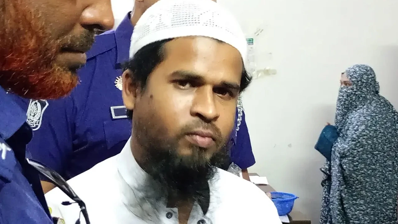 ডিএনএ টেস্টে পিতৃত্বের প্রমাণ, সেই শিক্ষকের বিরুদ্ধে চার্জশিট
