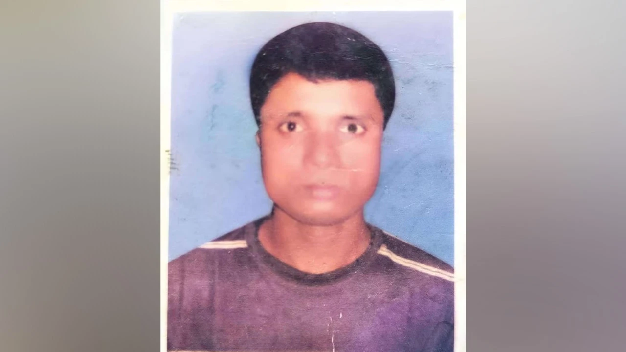 কেমিক্যালের ড্রাম কাটতে গিয়ে বিস্ফোরণ, শ্রমিক নিহত