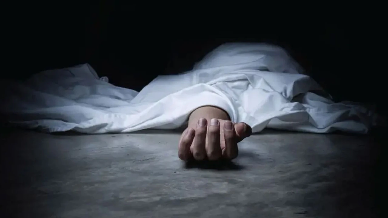 চা পাতা তুলতে গিয়ে নিখোঁজ নারীর মরদেহ মিললো ড্রেনে