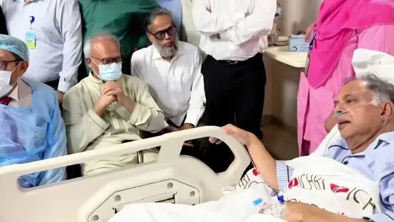 বিদ্যুৎমন্ত্রী টুকুকে দেখতে হাসপাতালে রিজভী