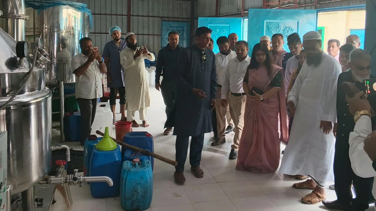 সাতক্ষীরায় শিল্প বিকাশে বাধা দূর করার আশ্বাস জেলা প্রশাসকের