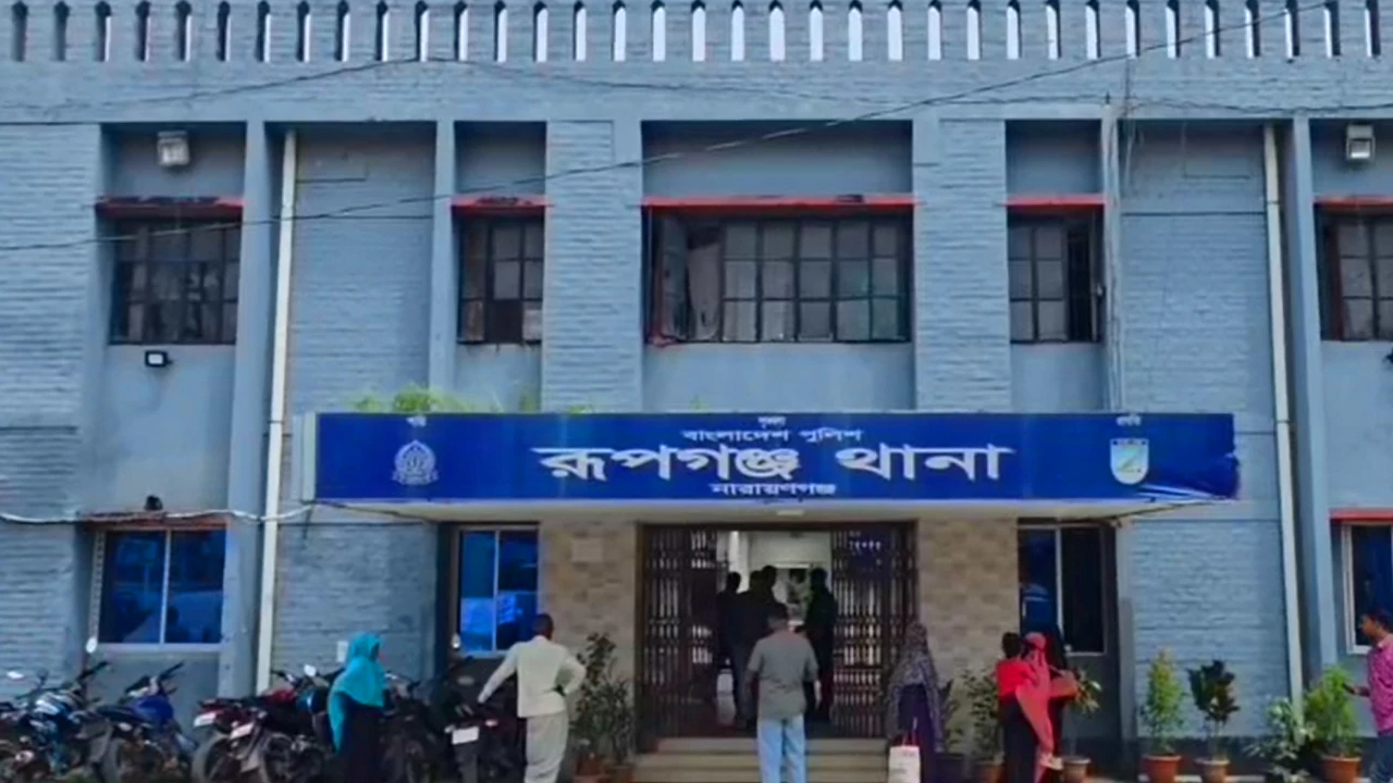 যাবজ্জীবন সাজাপ্রাপ্ত পলাতক আসামি পিস্তল-গুলিসহ গ্রেপ্তার