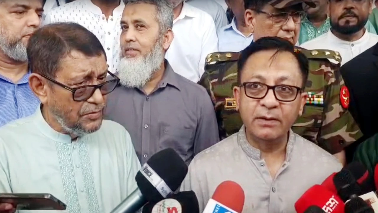 সিলেটে উন্নত স্বাস্থ্যসেবার আশ্বাস দিলেন বাণিজ্যমন্ত্রী