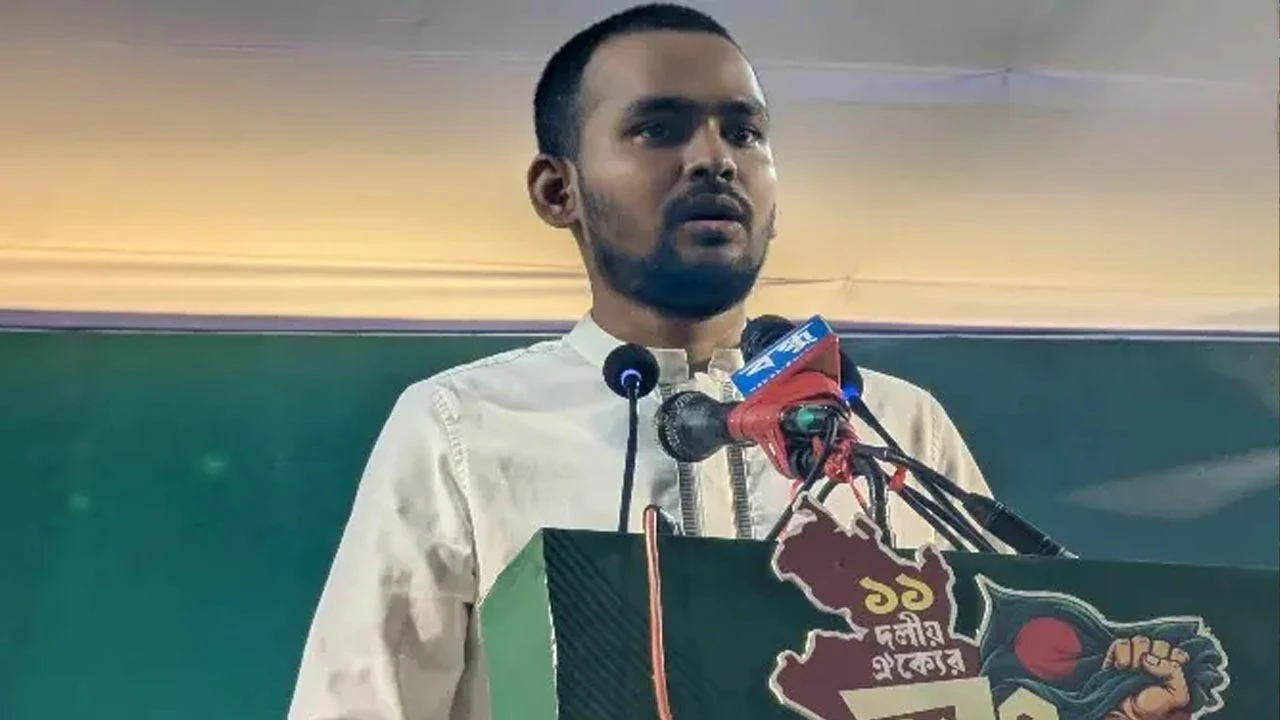 বাসায় গ্যাস-বিদ্যুৎ পাবো এমন কার্ড থাকলে দিন: আসিফ মাহমুদ