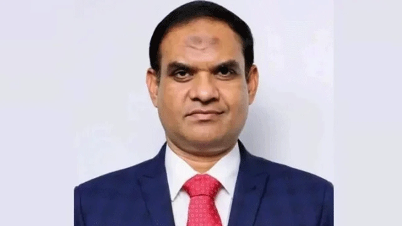 বিদ্যুৎ ও খনিজসম্পদ মন্ত্রণালয়ের সংসদীয় কমিটির সভাপতি হুইপ অপু