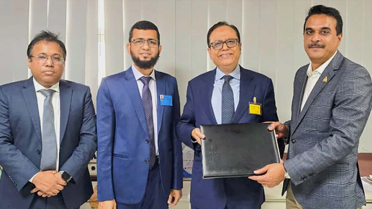 ৫০০০ কোটি টাকার পুনঃঅর্থায়ন তহবিলে যুক্ত হলো মার্কেন্টাইল ব্যাংক