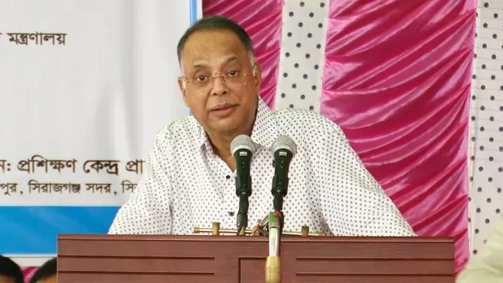 জ্বালানি সংকটে দুঃখিত মন্ত্রী বললেন—‘সংকট কেটে যাবে’