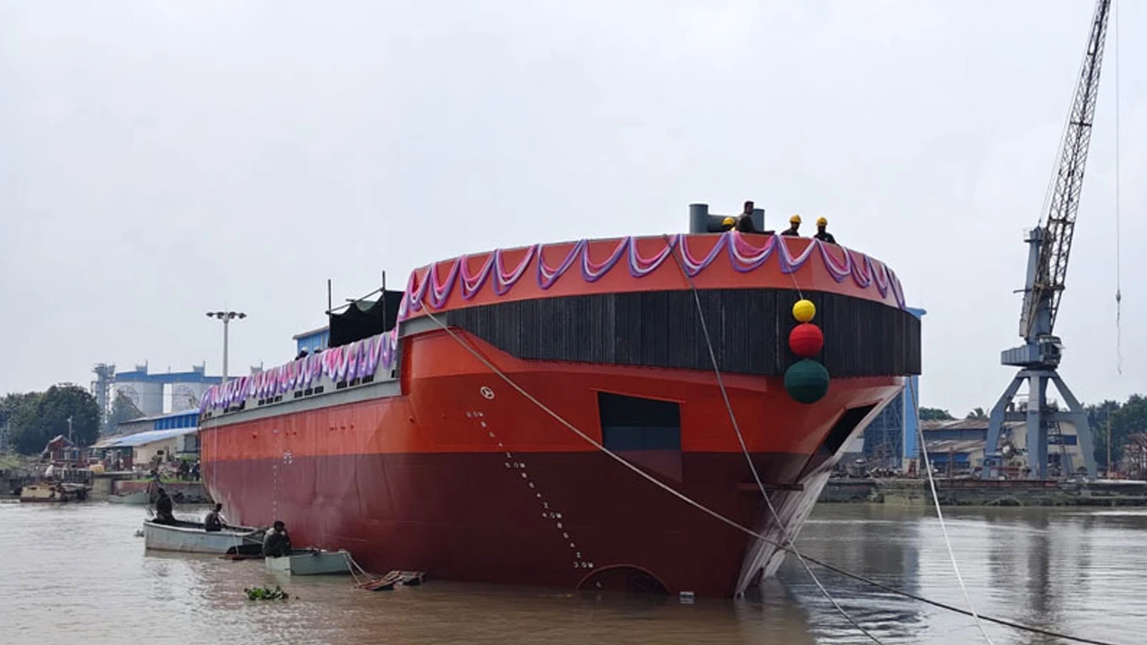 পায়রা বন্দরের জন্যে খুলনা শিপইয়ার্ডে নির্মিত হলো টাগবোট ‘টিয়াখালী-৪’