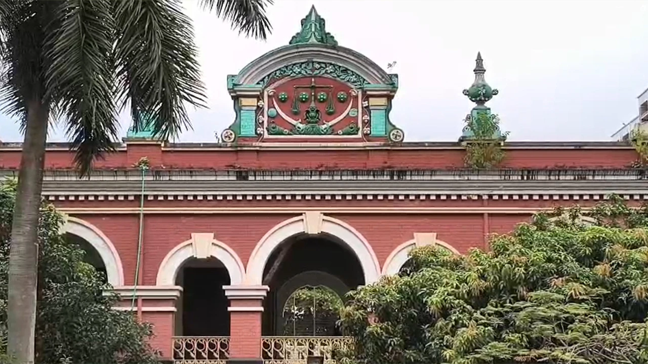 অর্থ আত্মসাতের মামলায় ব্যাংক কর্মকর্তার ৫ বছরের কারাদণ্ড